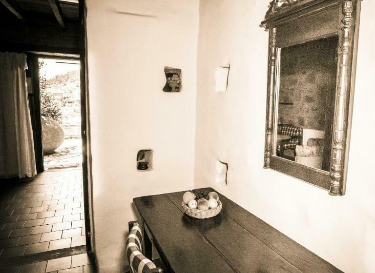 غرفة قياسية, Ambelikos Traditional Agro