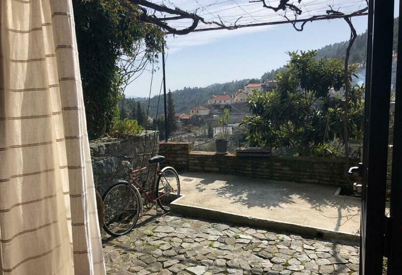 غرفة سوبيريور, Ambelikos Traditional Agro