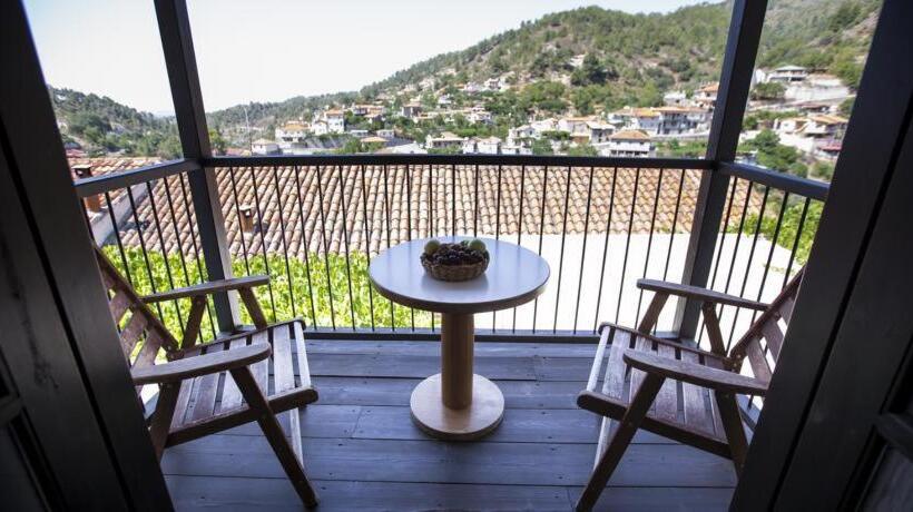 غرفة سوبيريور, Ambelikos Traditional Agro