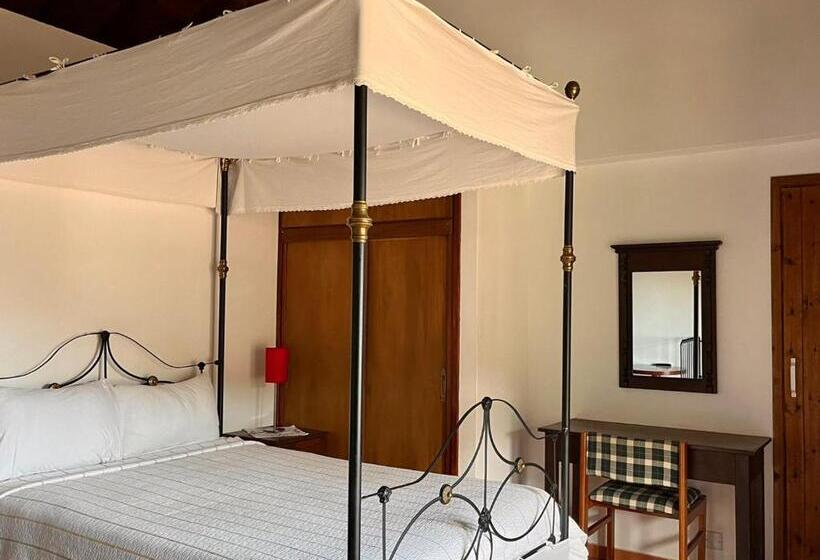 غرفة قياسية, Ambelikos Traditional Agro