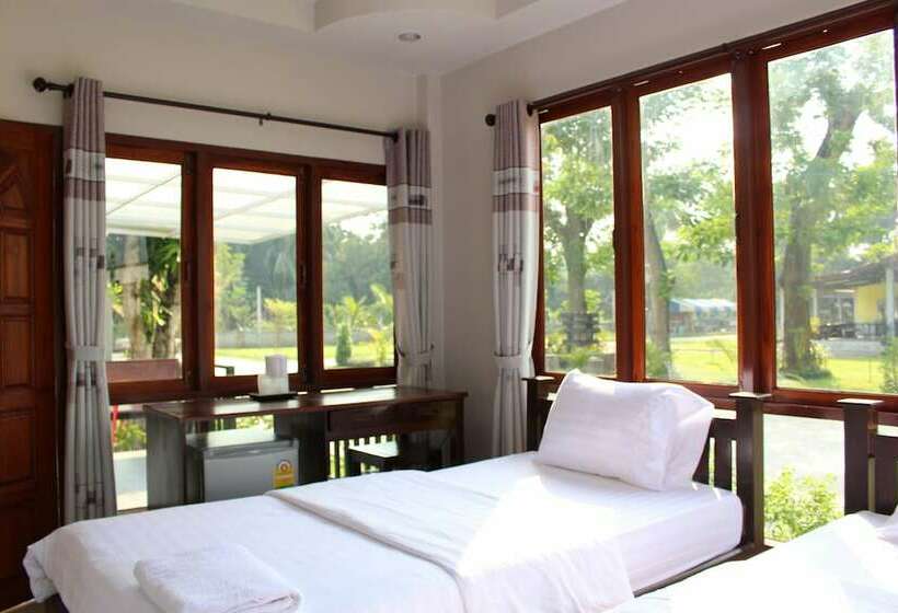 Номер Стандарт, Baan Suan Siriwat