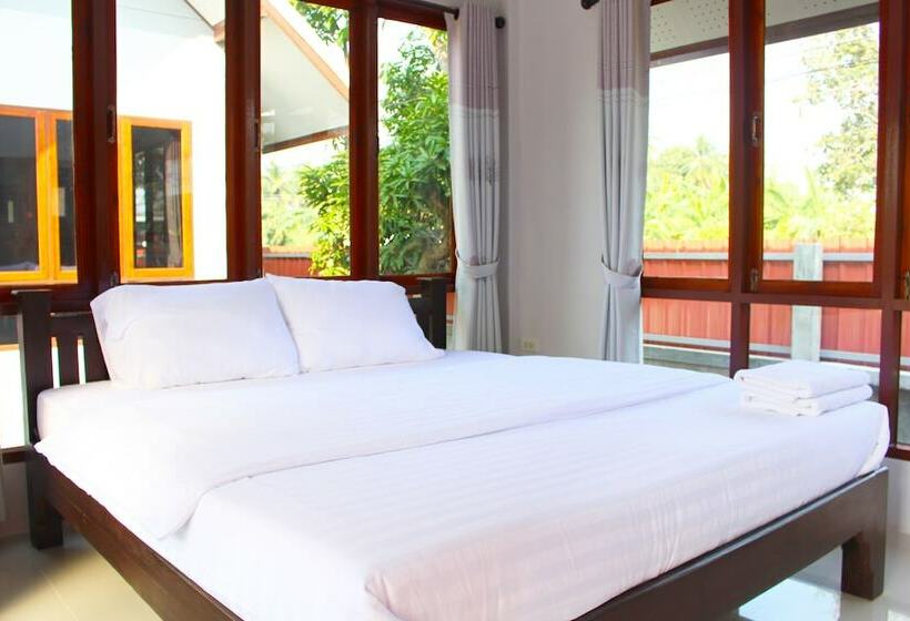 Quarto Estandar, Baan Suan Siriwat