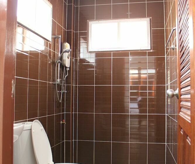 Quarto Estandar, Baan Suan Siriwat