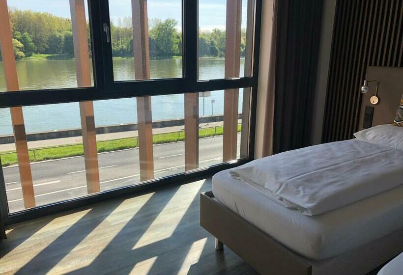 Номер Superior, Donauhof Mauthausen