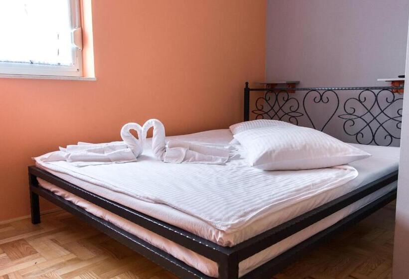 غرفة ديلوكس, Bed And Breakfast Turist