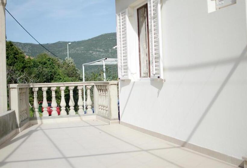 סטודיו סטנדרט עם מרפסת, Guest House Rooms Rose