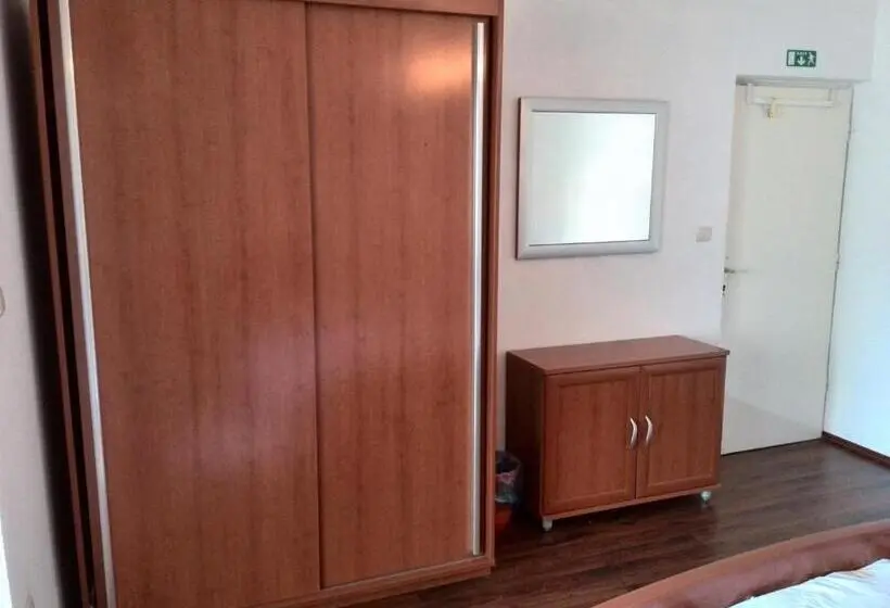 バルコニー付きスタンダードルーム, Guesthouse Raffaello