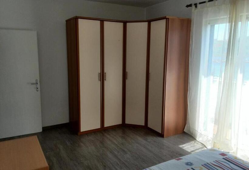 דירת חדר, Guesthouse Raffaello