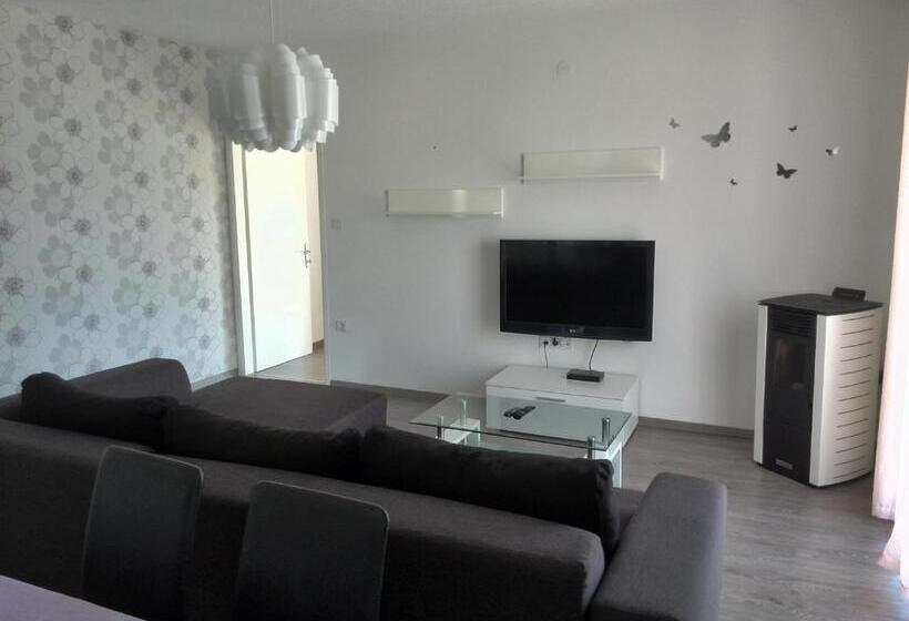 דירת חדר, Guesthouse Raffaello