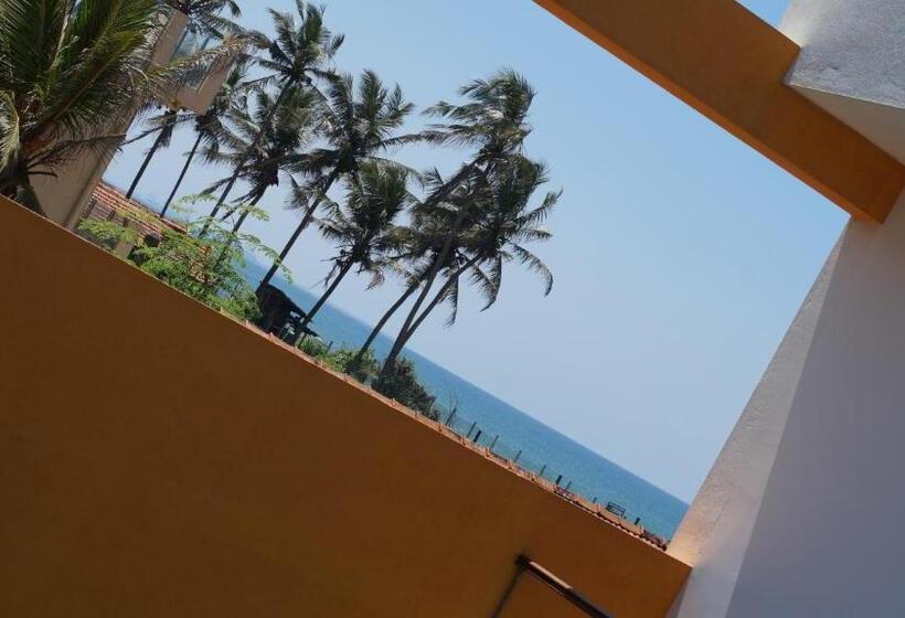 غرفة عائلية, Meth Suites