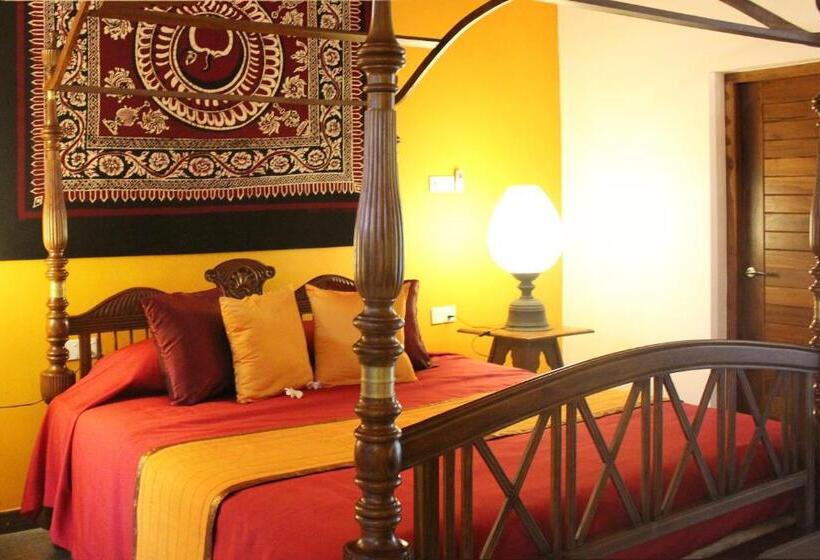 غرفة ديلوكس, The Notary's House