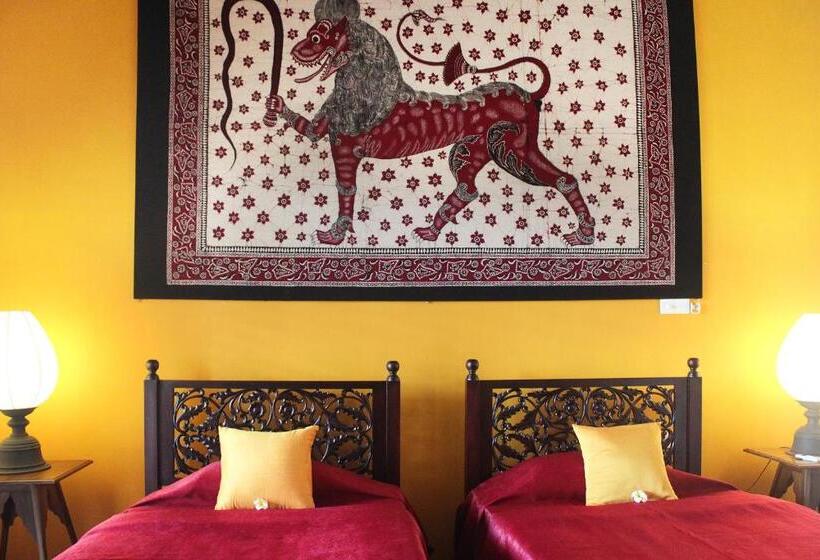 جناح عائلي, The Notary's House