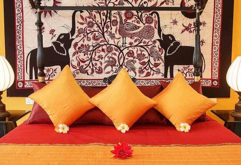 غرفة ديلوكس, The Notary's House