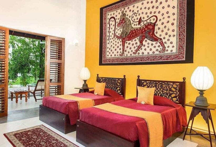 جناح عائلي, The Notary's House