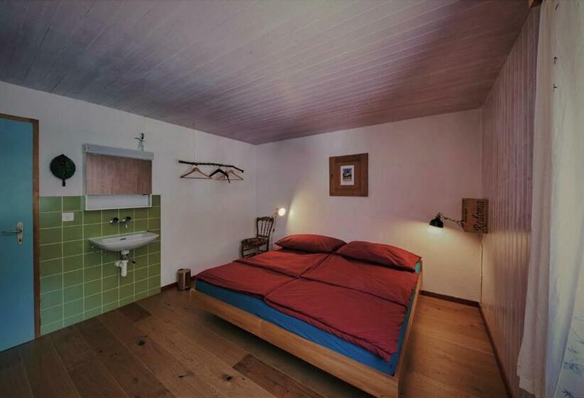 חדר סטנדרט עם מיטת קינג, Aktivhostel Hängematt