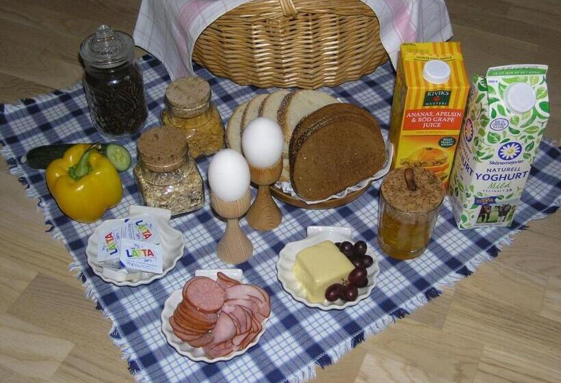 1 Yatak Odalı Ev, B & B Flattinge Fritidshus