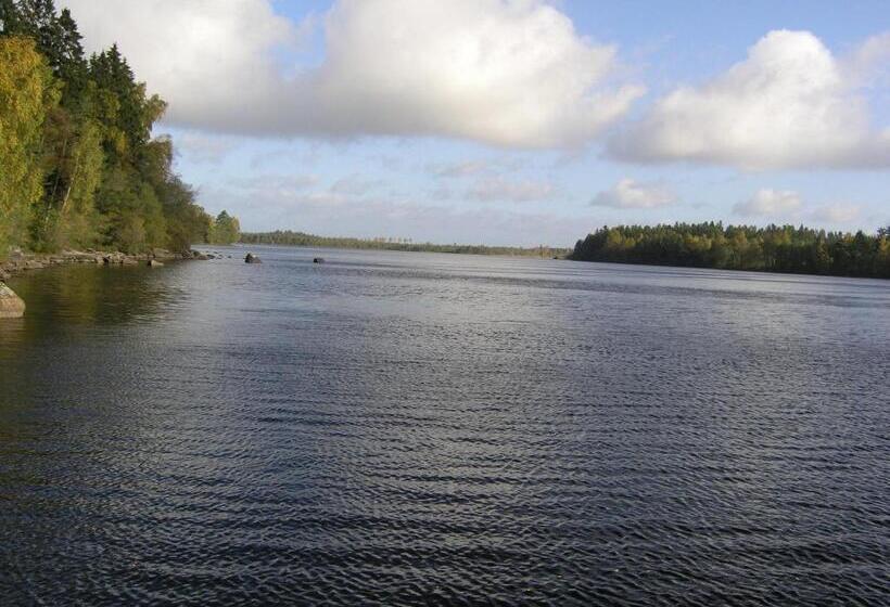 1 Yatak Odalı Ev, B & B Flattinge Fritidshus