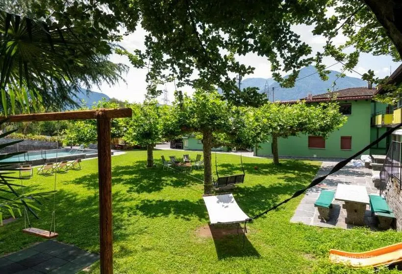 庭の見える１ベッドルームアパートメント, Bamboohouse Motel Riazzino