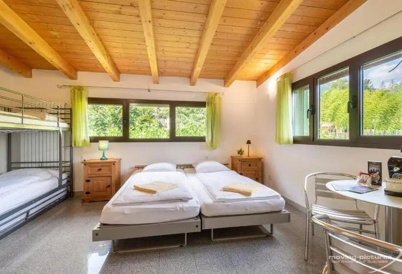 ファミリールーム, Bamboohouse Motel Riazzino