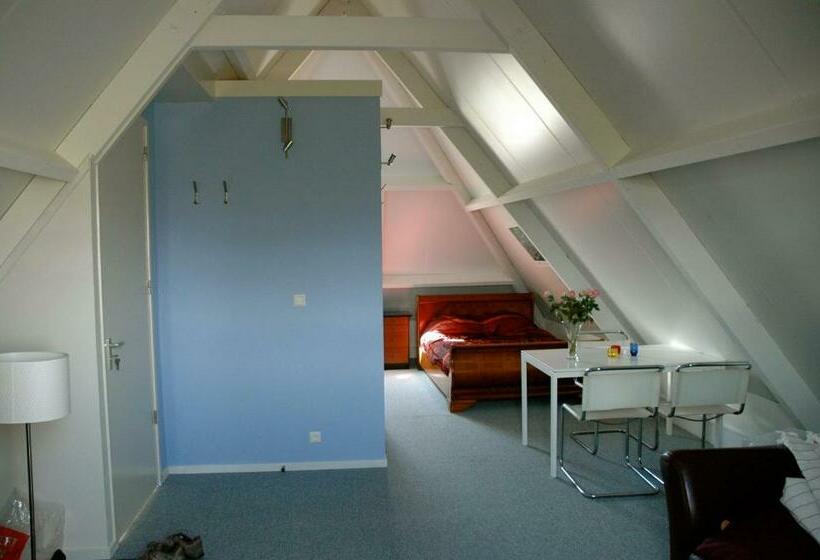 디럭스 스위트, Amsterdam Farmland