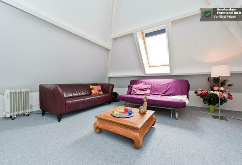디럭스 스위트, Amsterdam Farmland