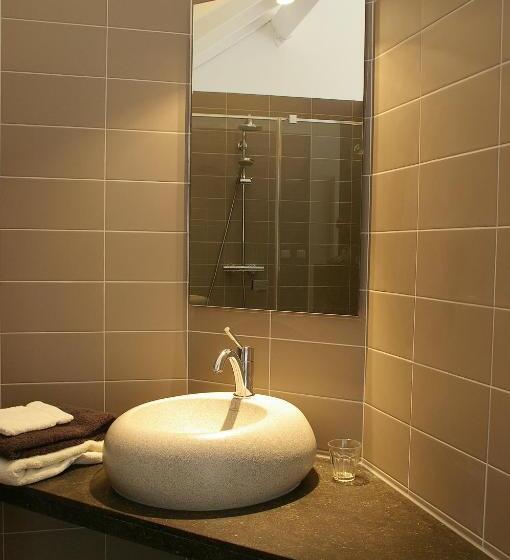 סוויטה דלוקס, Rosa Arvensis