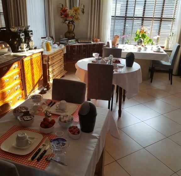 اتاق استاندارد, Erbuca Bed And Breakfast
