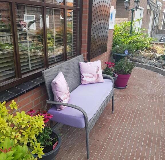 テラス付スタンダードルーム, Erbuca Bed And Breakfast