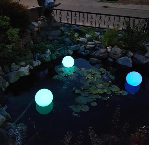 חדר סטנדרט לשלושה עם טרסה, Erbuca Bed And Breakfast