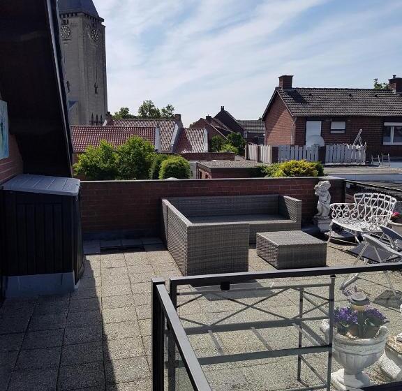 Standard Triple Room with Terrace, Erbuca Bed And Breakfast