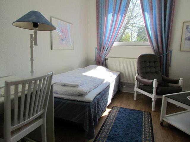 غرفة قياسية ثلاثية, Fleninge Classic Motel