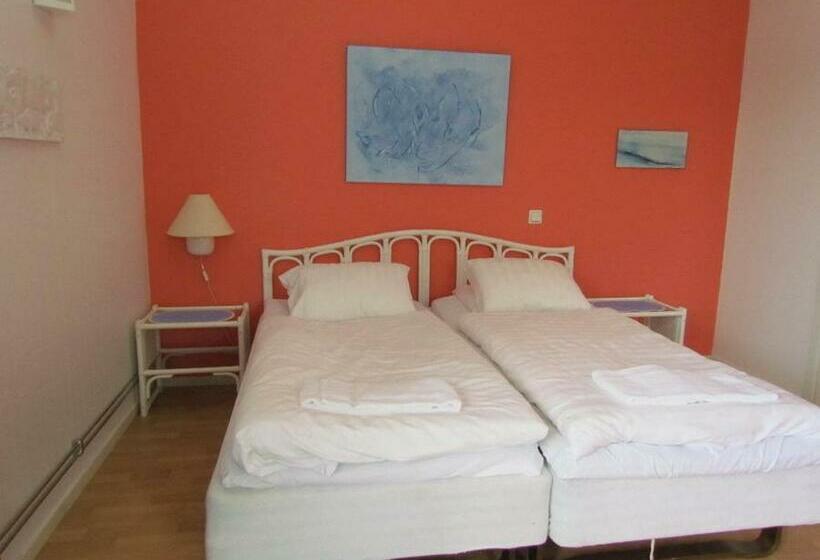 غرفة عائلية, Fleninge Classic Motel