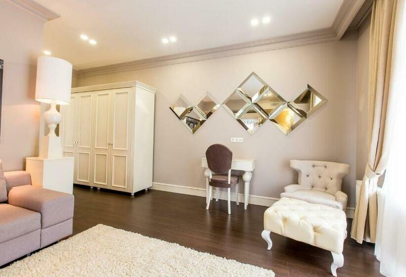 סוויטה קלאסית, Georg Park