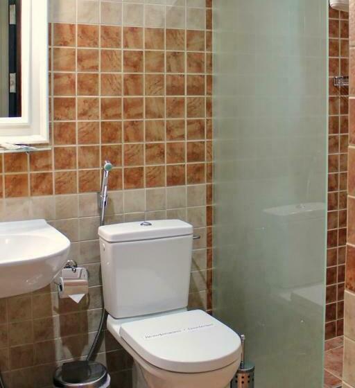 חדר סטנדרט, Georg Park