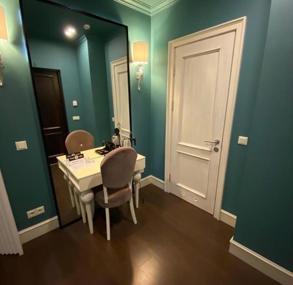 סוויטה קלאסית, Georg Park