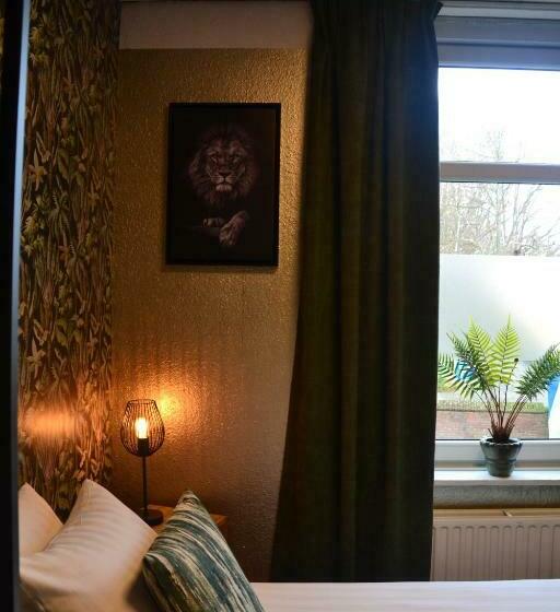 חדר סטנדרט יחיד, Restaurant Cafe Houben