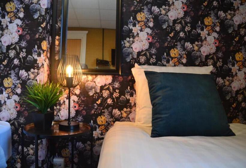 חדר סטנדרט יחיד, Restaurant Cafe Houben