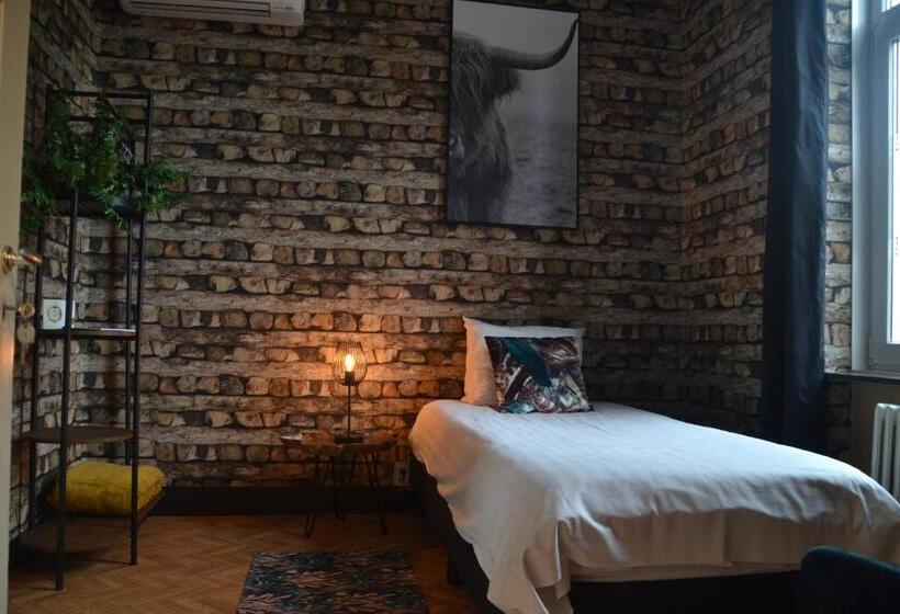 חדר סטנדרט יחיד, Restaurant Cafe Houben