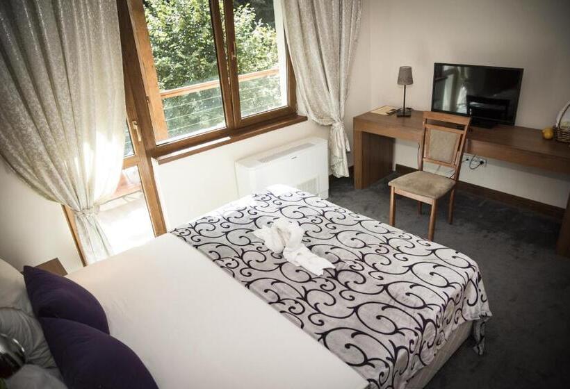 バルコニー付スイート, Saint Nedelya