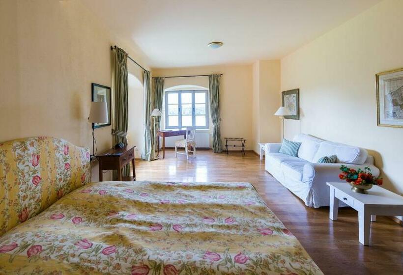 סוויטת ג'וניור, Schloss & Gut Ulrichshusen