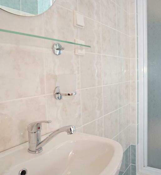 标准间, Stara Posta