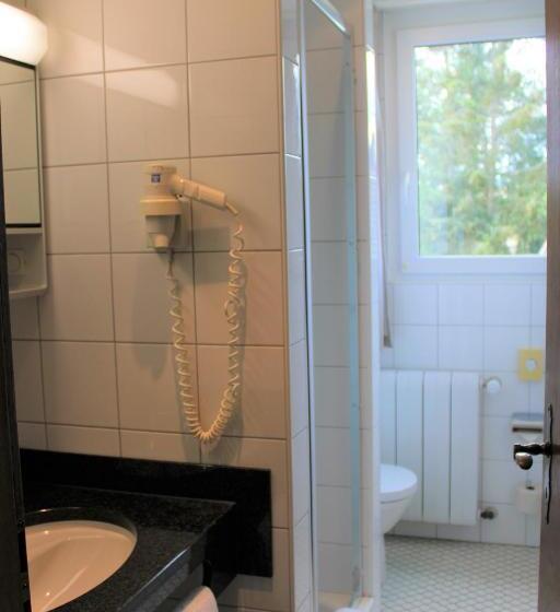 标准单人间, Landhotel Hubertus