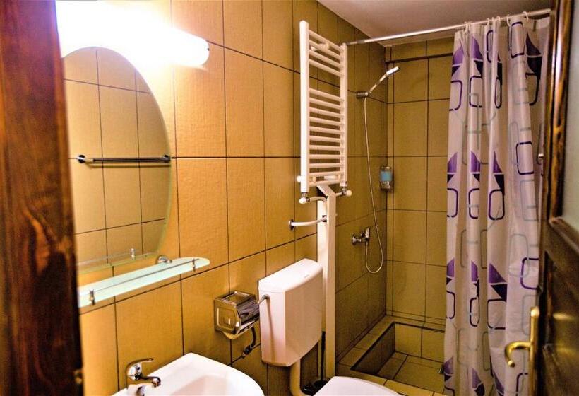 חדר סטנדרט נוף להרים, Casa Moroeni