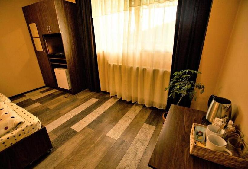 חדר סטנדרט נוף להרים, Casa Moroeni