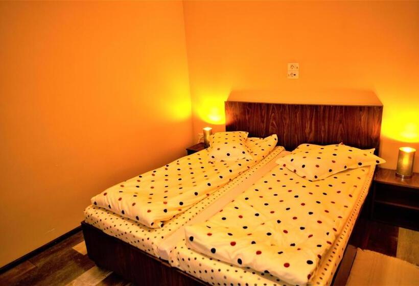 חדר סטנדרט נוף להרים, Casa Moroeni