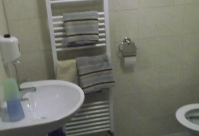 컴포트 룸, Penzión Lindava