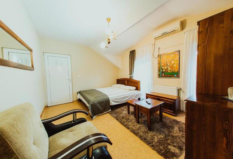 침실 2개 아파트, Pensiunea Mirabilandia