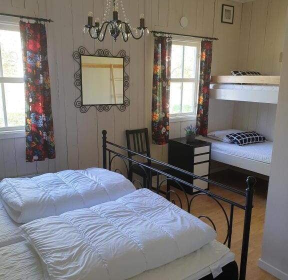 חדר משפחתי, Valle Vandrarhem