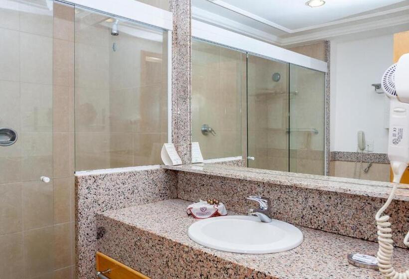 חדר דלוקס לארבעה, Atlantico Buzios Convention