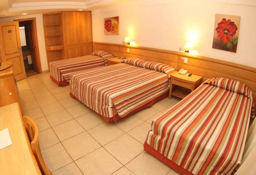 חדר דלוקס לארבעה, Atlantico Buzios Convention